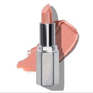 Jaclyn cosmetics that girl lipstick